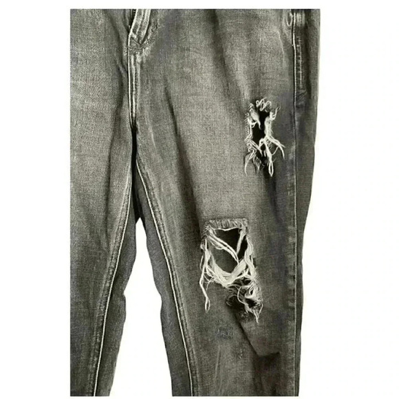 ** SOLD ** Kenzie Black Jeans - Distressed with Holes - Picture 7 of 8